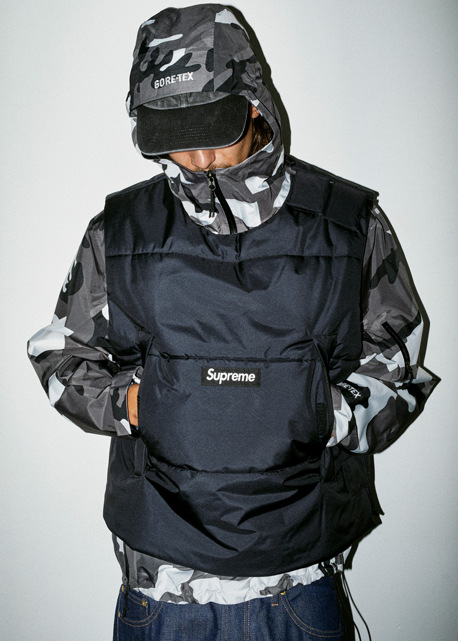 2-in-1 GORE-TEX Shell + WINDSTOPPER® Vest | Supreme 22fw