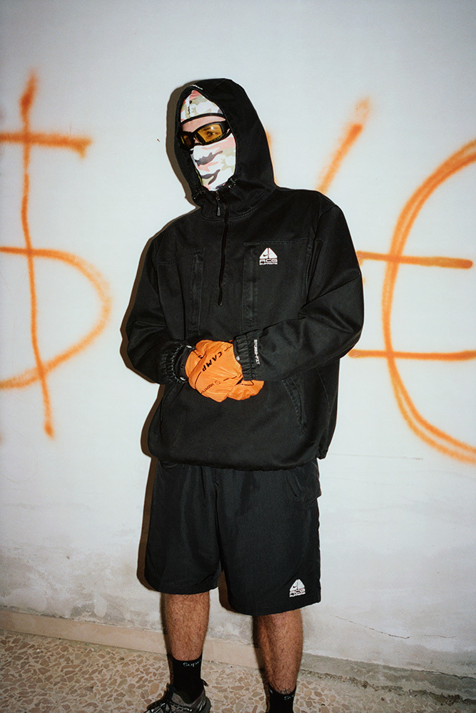 Supreme Nike ACG Denim Pullover "Black"