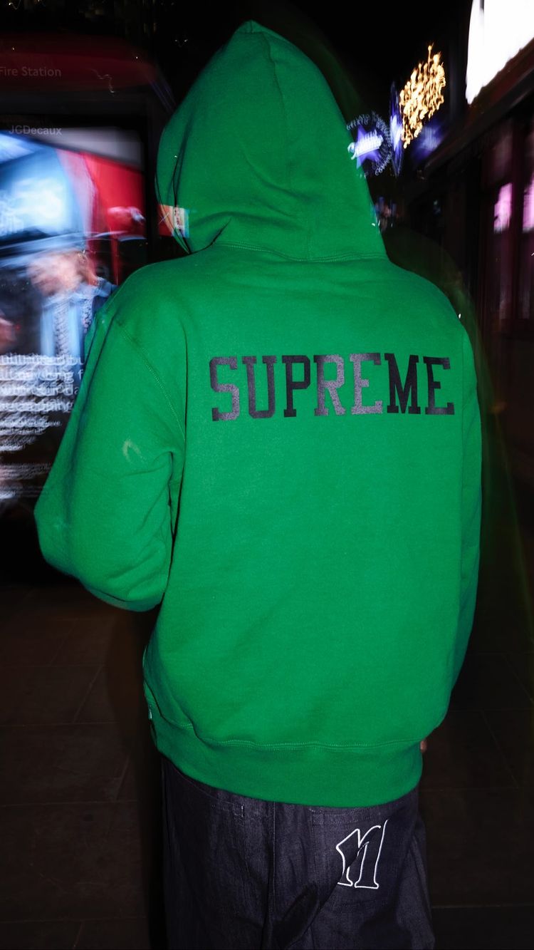 supreme Gremlins Hooded Sweatshirt グレムリン