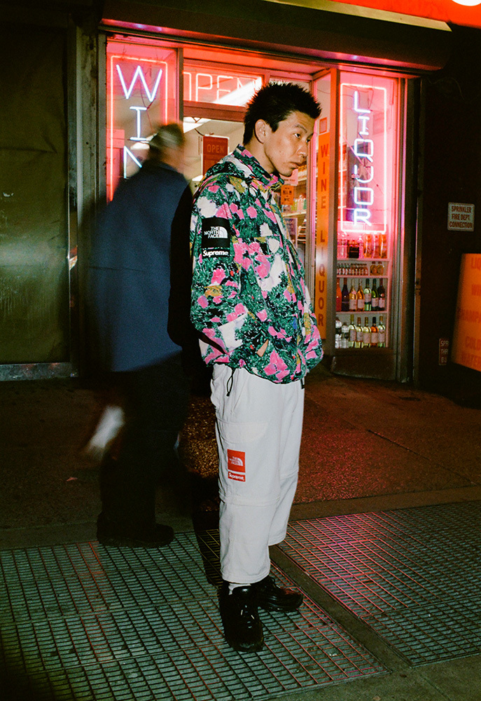 好評お得 Supreme - Supreme Liberty Floral Belted Pant M の通販 by