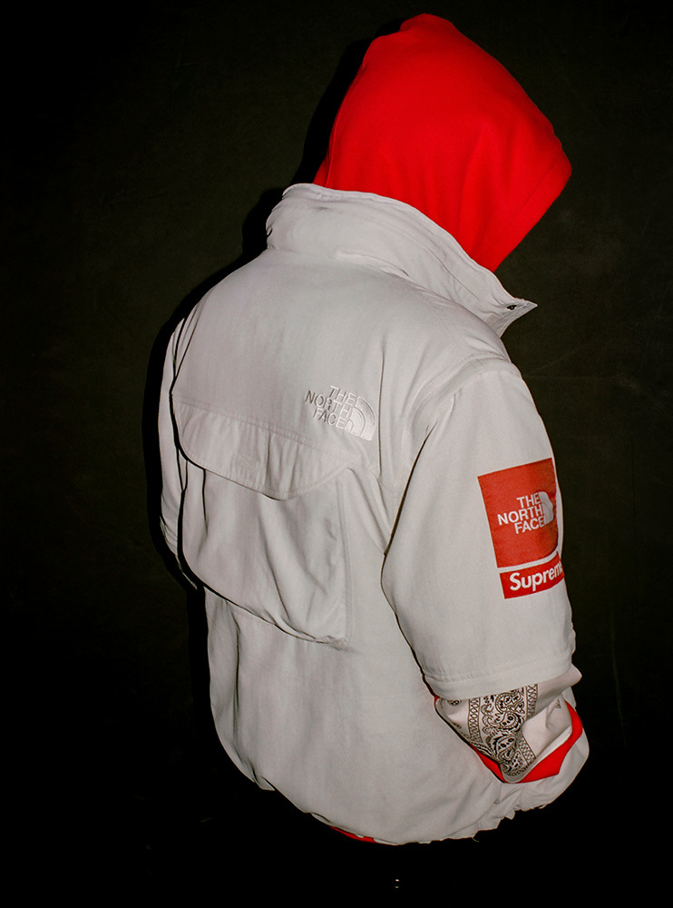 Supreme The North Face Trekking Convertible Jacket WhiteSupreme The North  Face Trekking Convertible Jacket White - OFour