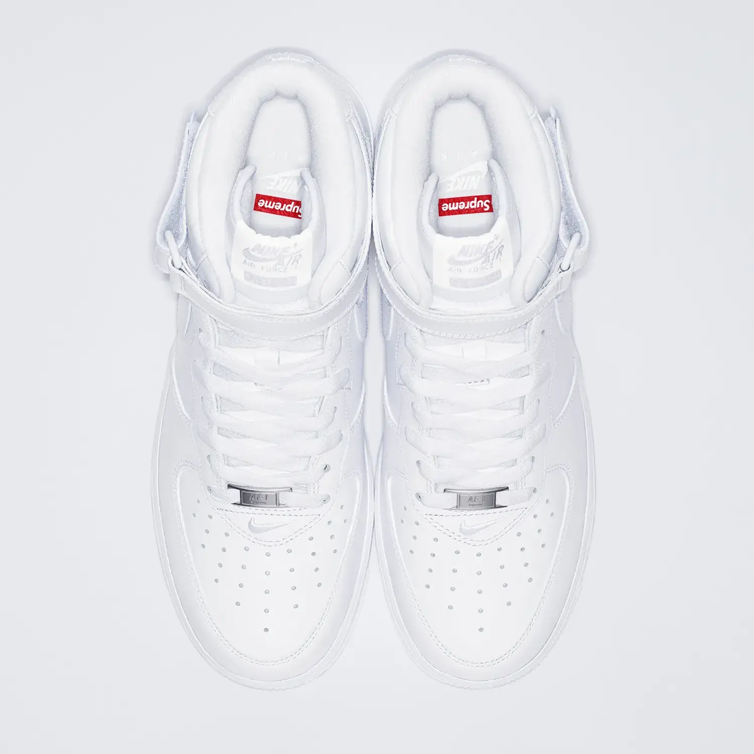 Supreme®/Nike® Air Force 1 Mid