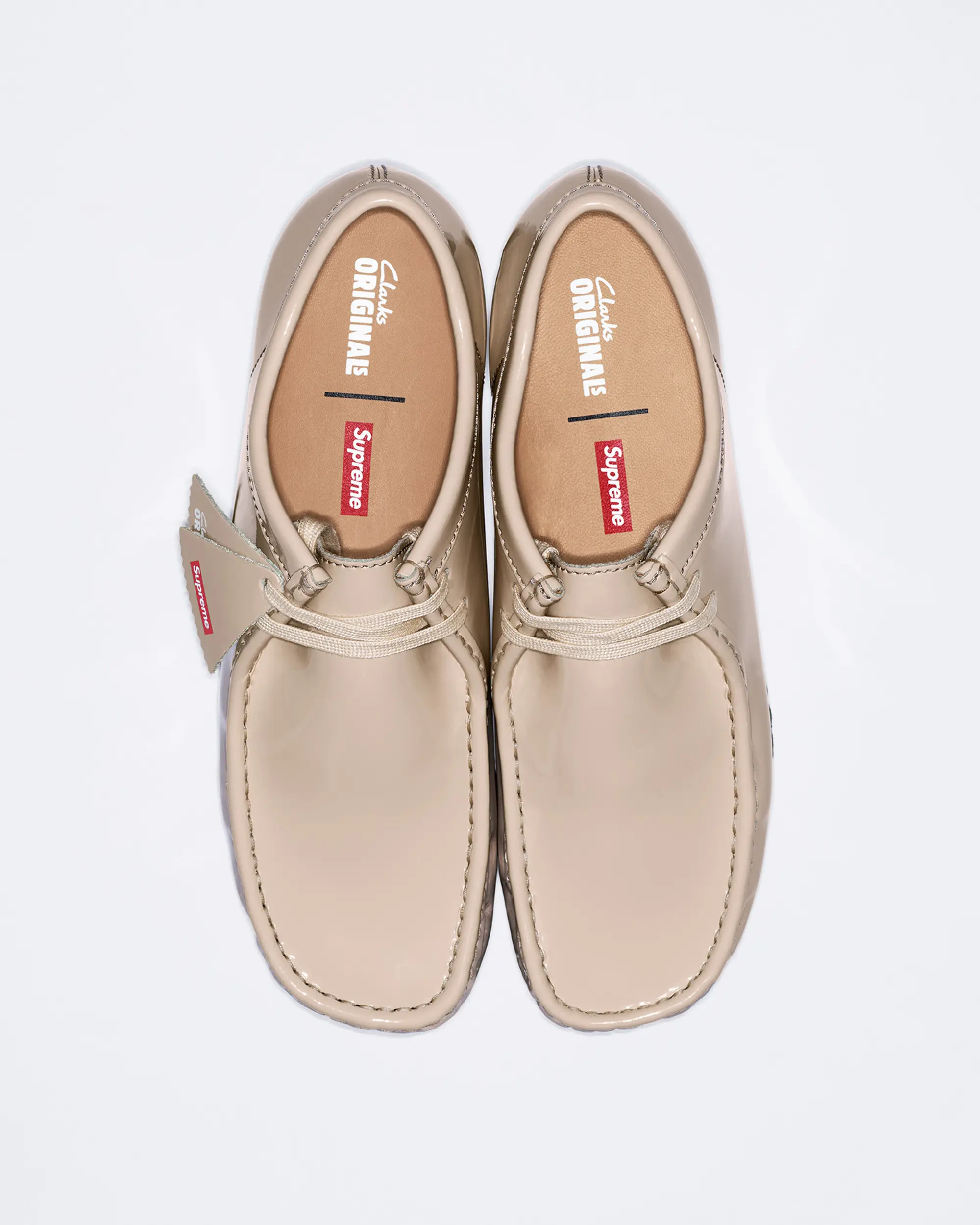 Supreme®/Clarks Originals® Patent Leather Wallabee®