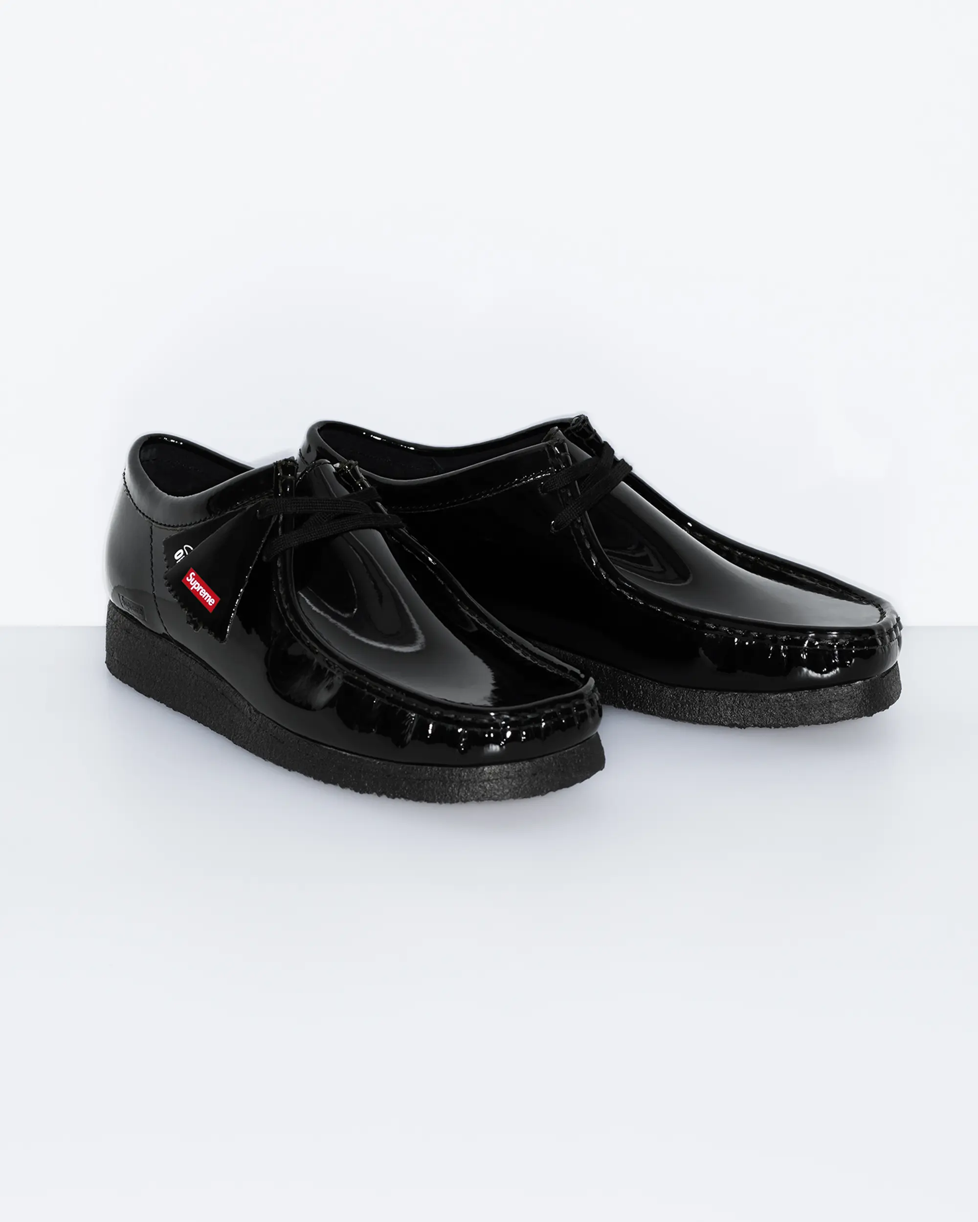 Supreme®/Clarks Originals® Patent Leather Wallabee®