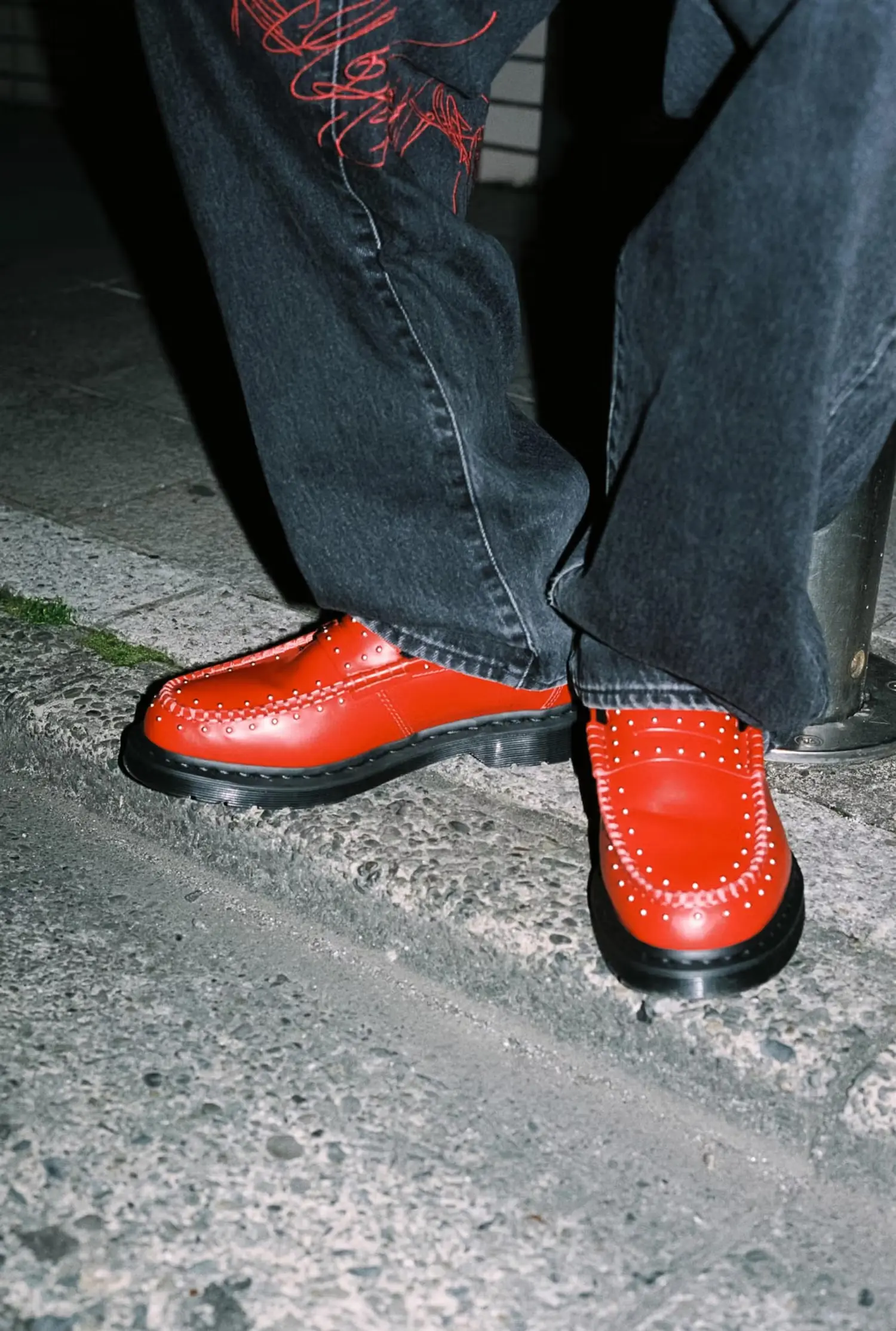 Supreme Supreme Supreme®/Dr. Martens® Studded Penton Loafer