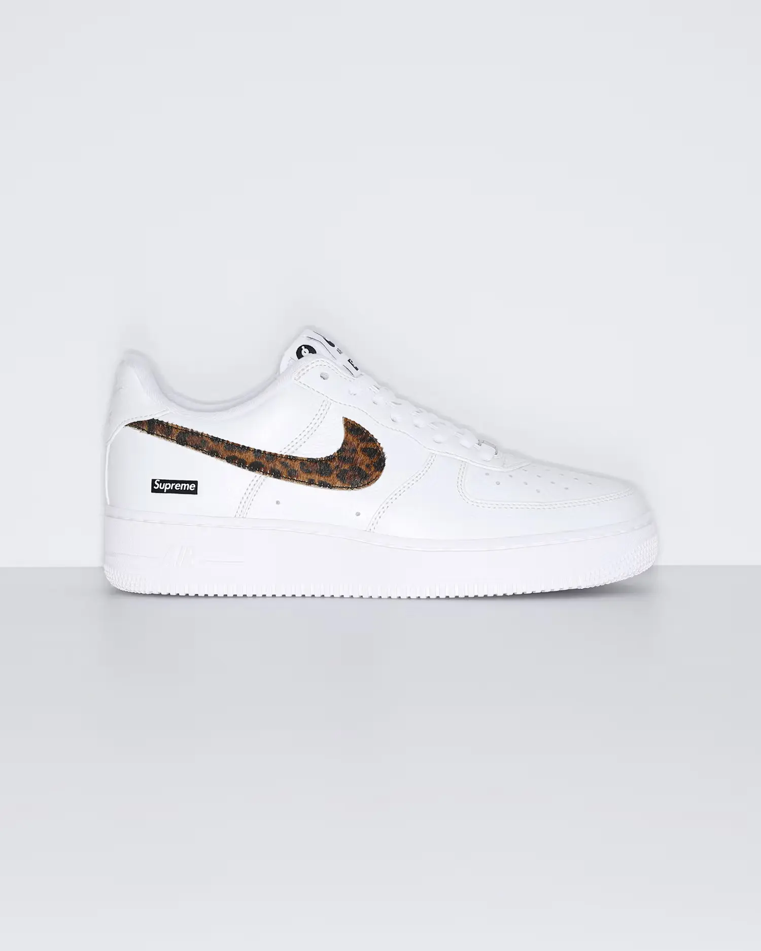 Supreme Supreme®/GOODENOUGH Nike® Air Force 1 Low
