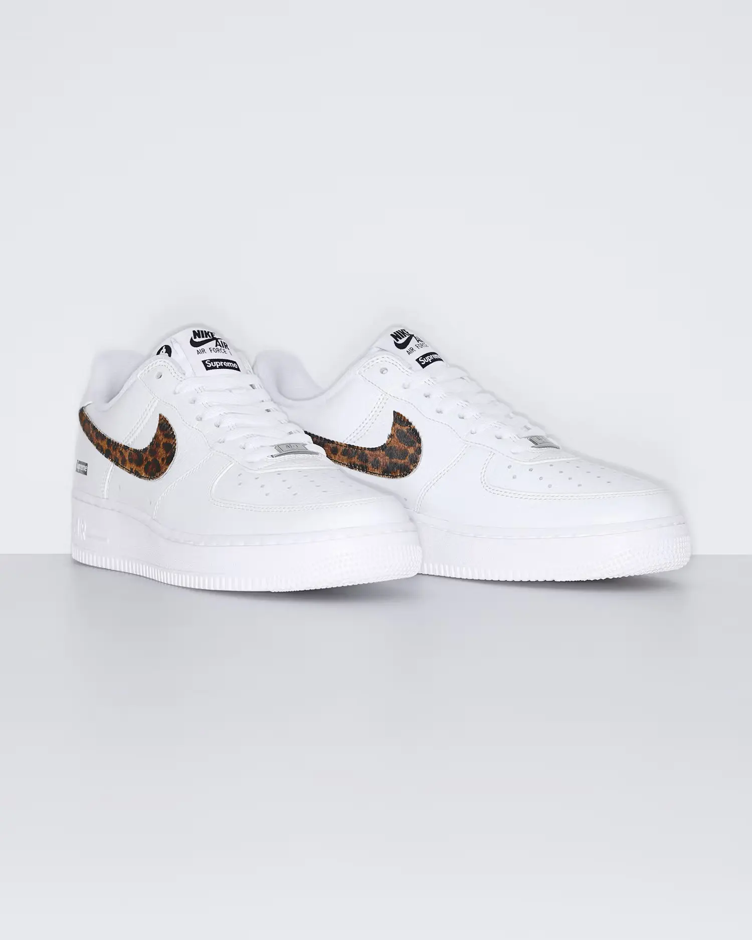 Supreme Supreme®/GOODENOUGH Nike® Air Force 1 Low