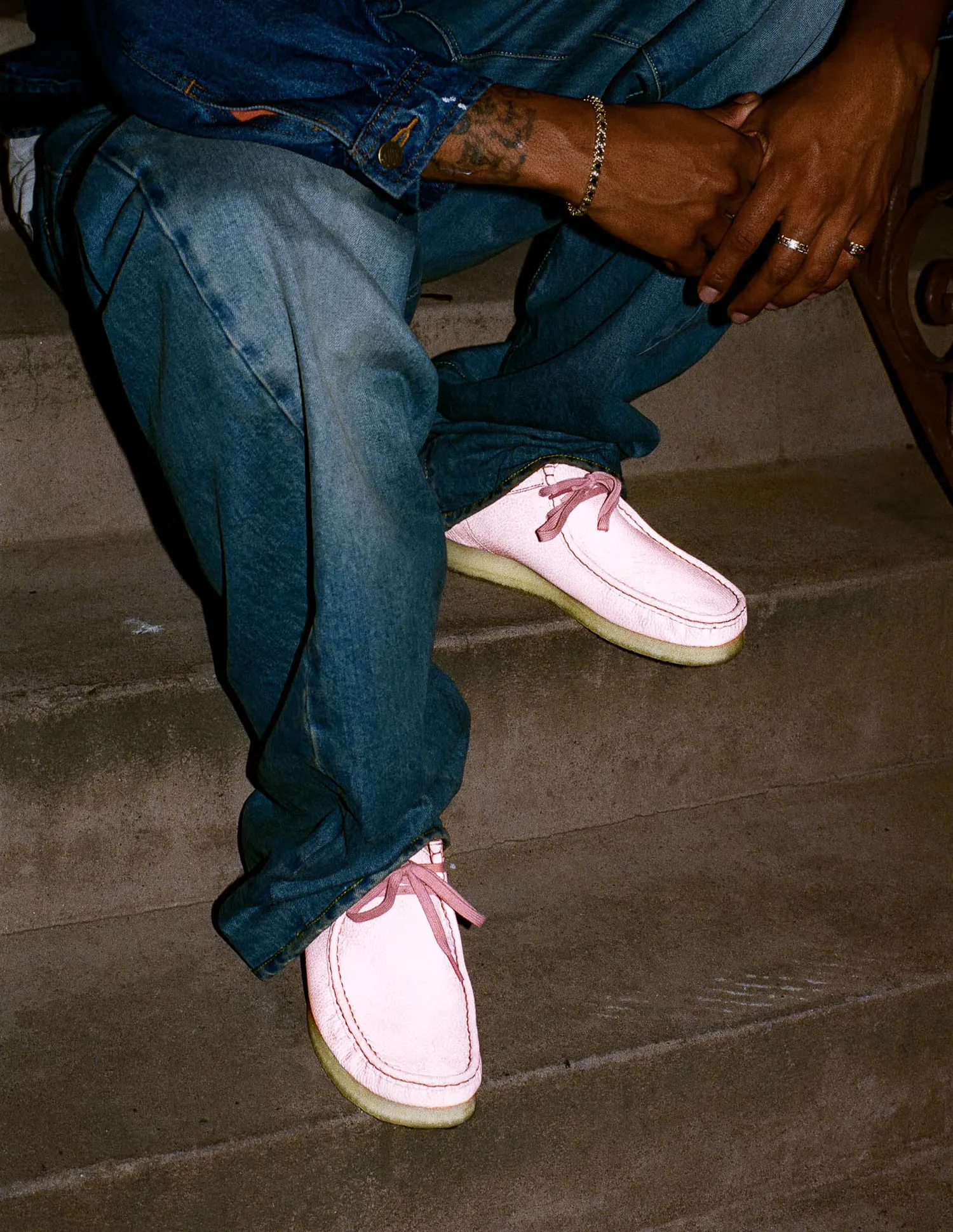 Supreme Supreme®/Clarks Originals™ Reflective Wallabee™