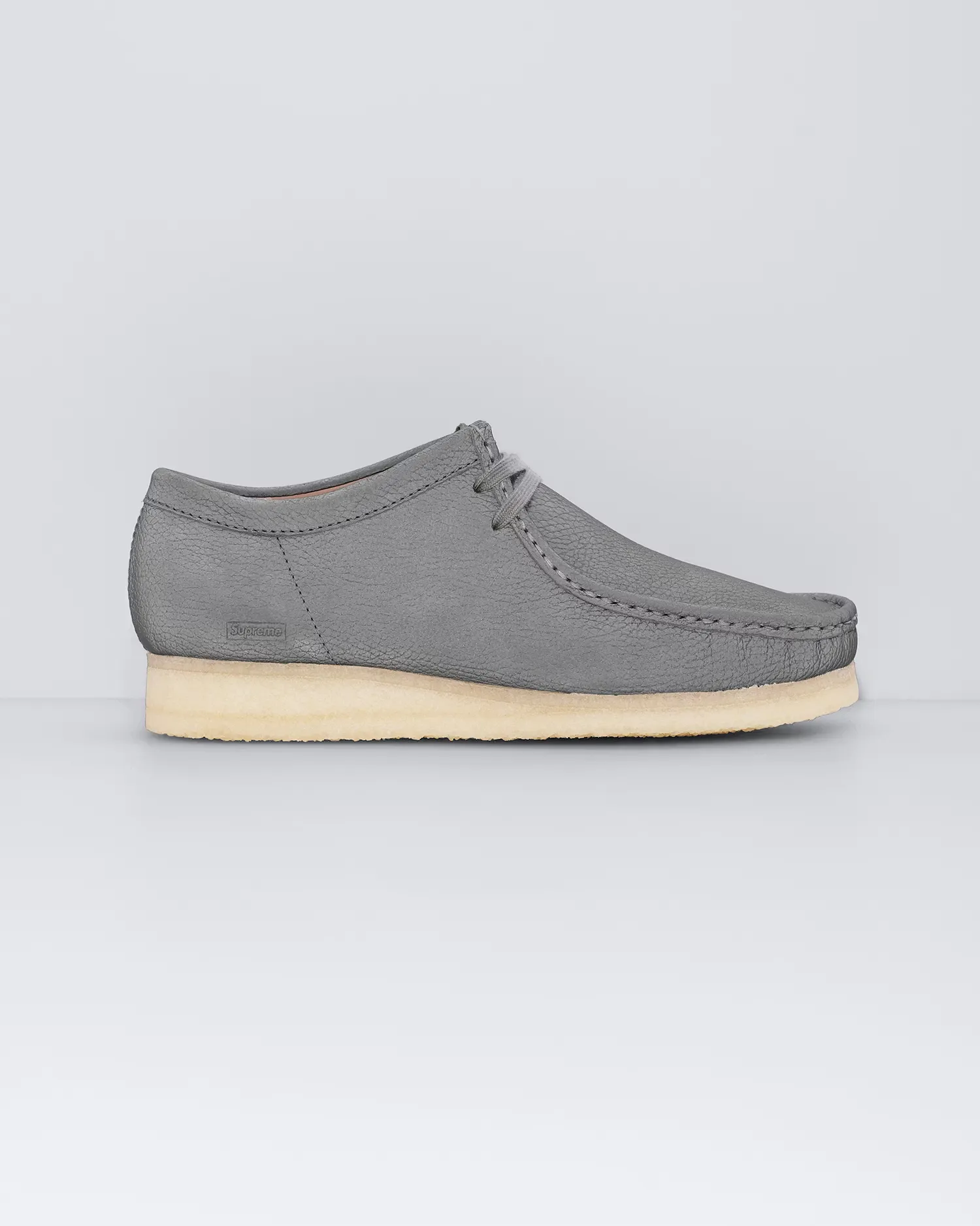Supreme Supreme®/Clarks Originals™ Reflective Wallabee™