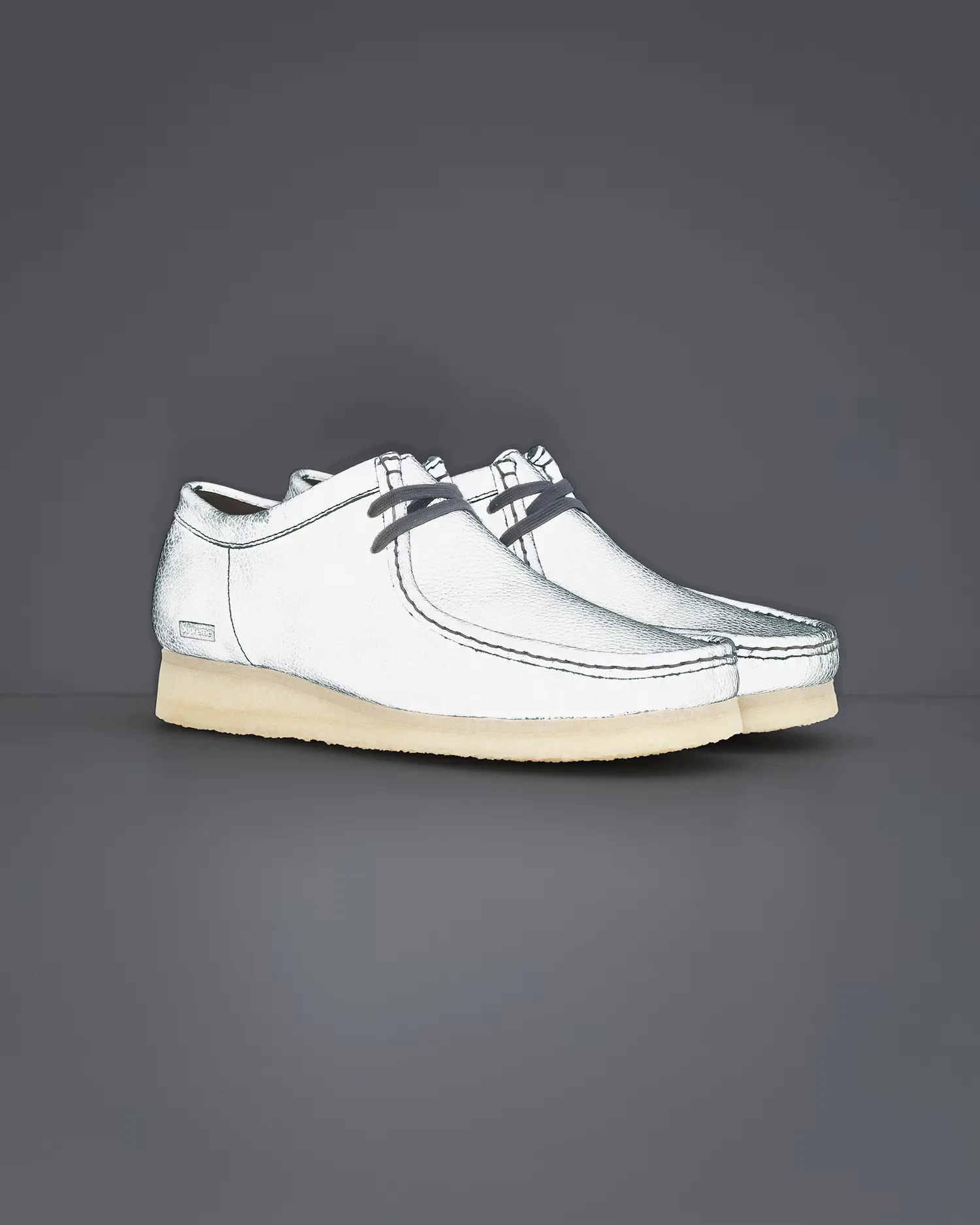 Supreme Supreme®/Clarks Originals™ Reflective Wallabee™