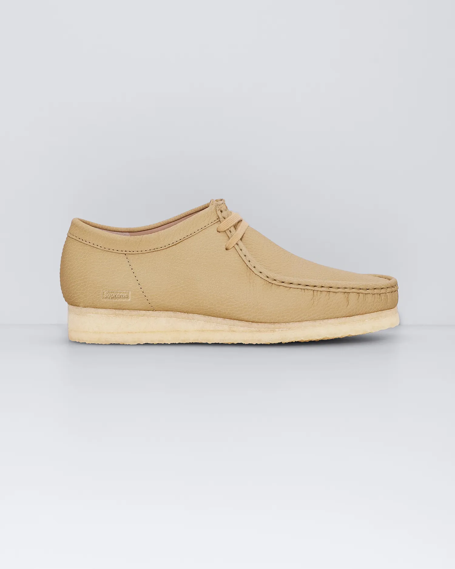 Supreme Supreme®/Clarks Originals™ Reflective Wallabee™
