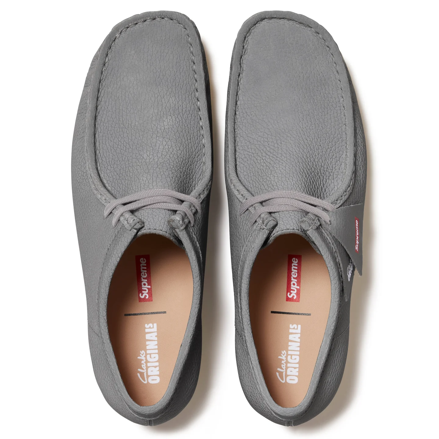Supreme Supreme®/Clarks Originals™ Reflective Wallabee™