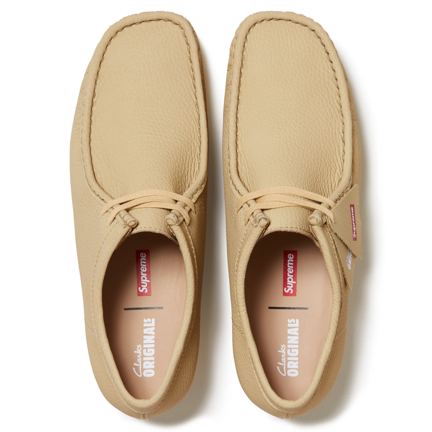 Supreme Supreme®/Clarks Originals™ Reflective Wallabee™